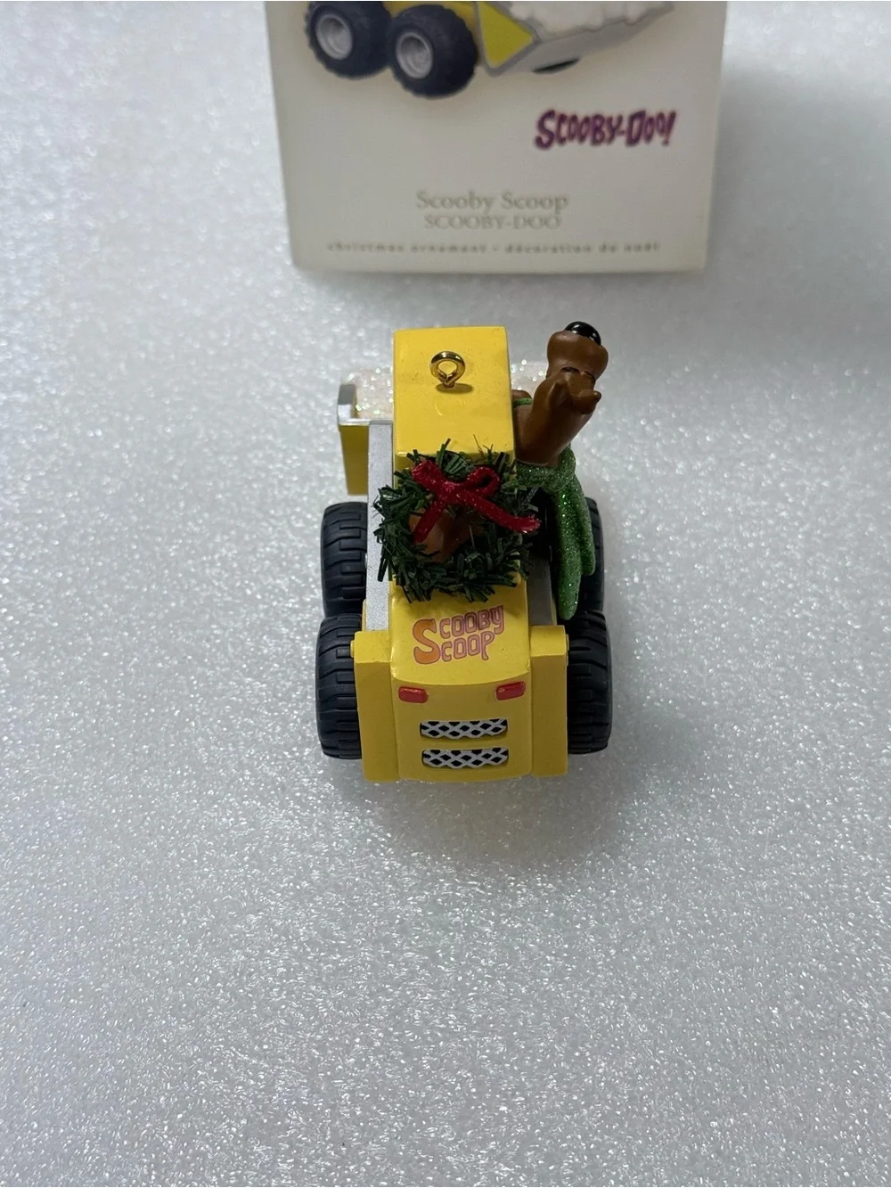 Hallmark Keepsake Scooby Doo Scooby Scoop ornament 2007